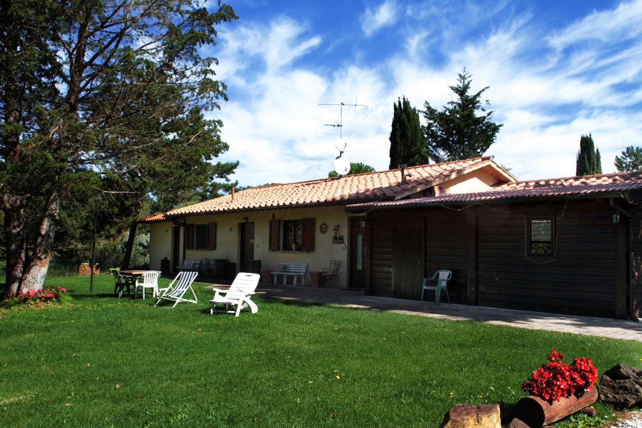 Agriturismo Villa Mozart Nel Verde غوبيو المظهر الخارجي الصورة