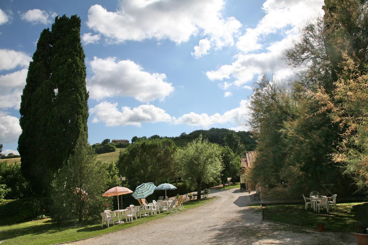 Agriturismo Villa Mozart Nel Verde غوبيو المظهر الخارجي الصورة