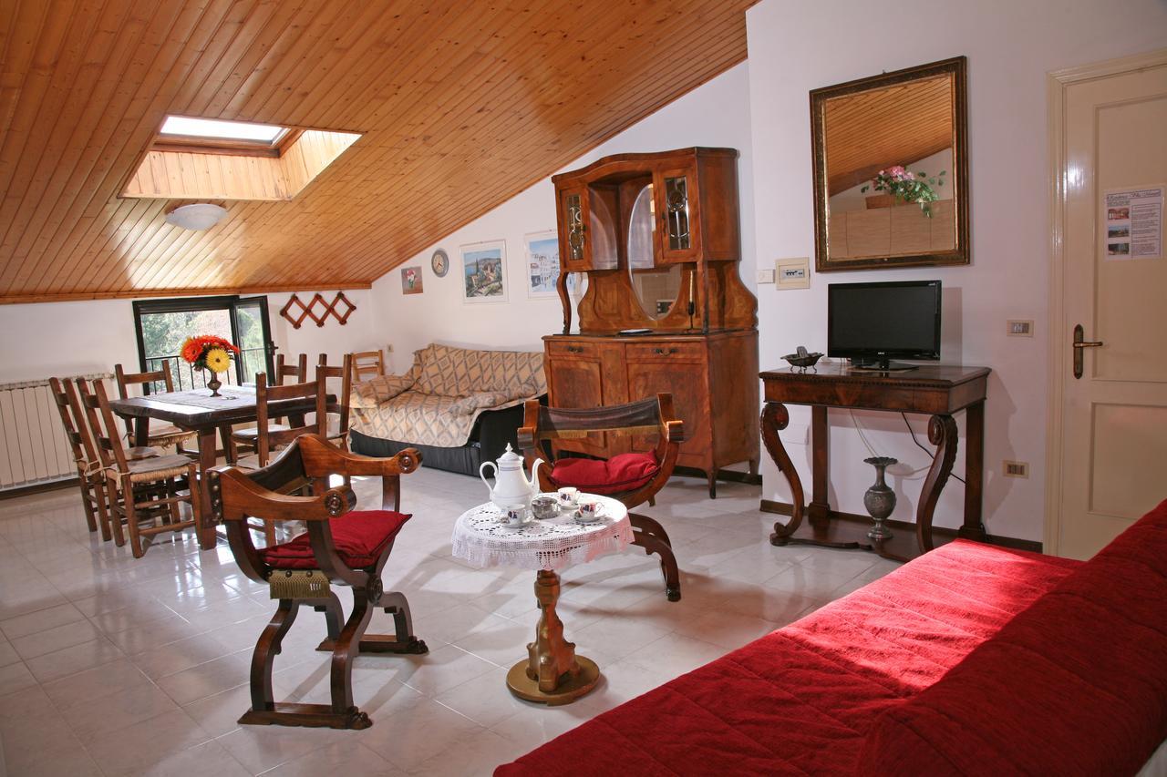 Agriturismo Villa Mozart Nel Verde غوبيو المظهر الخارجي الصورة