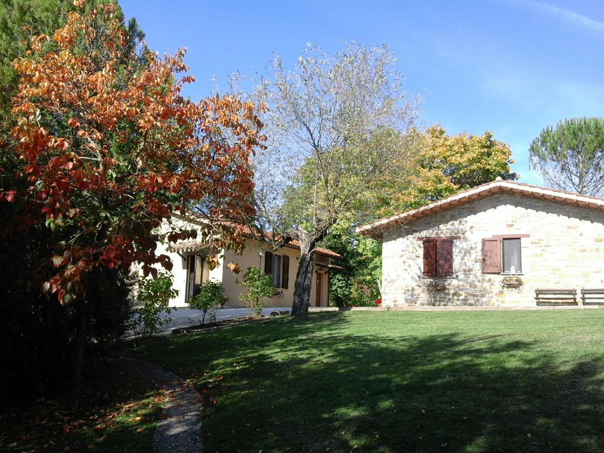 Agriturismo Villa Mozart Nel Verde غوبيو المظهر الخارجي الصورة