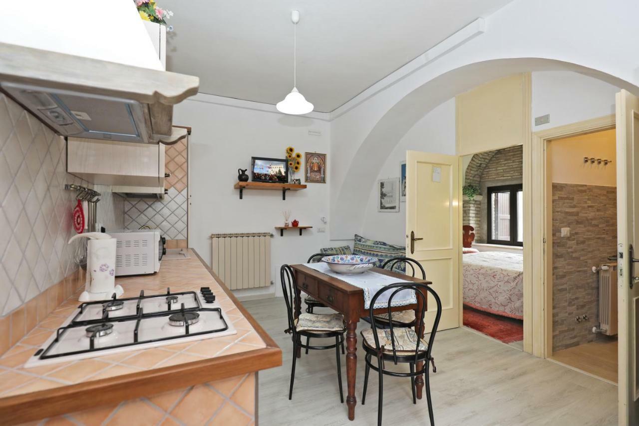 Agriturismo Villa Mozart Nel Verde غوبيو المظهر الخارجي الصورة