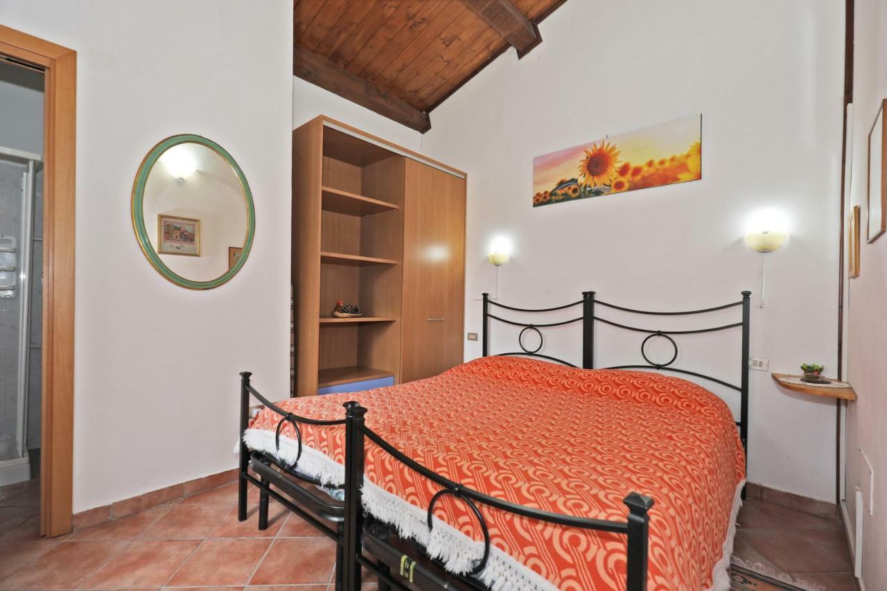 Agriturismo Villa Mozart Nel Verde غوبيو المظهر الخارجي الصورة